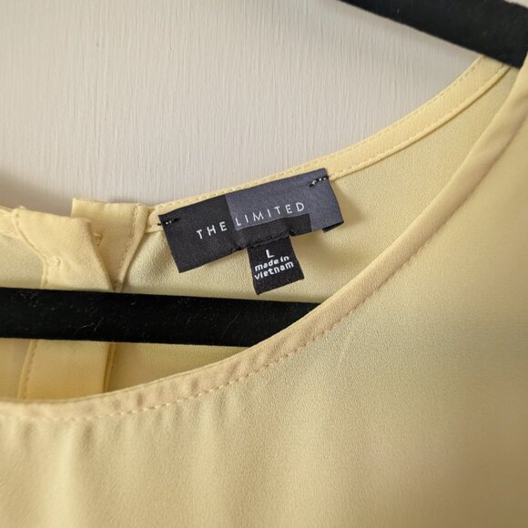The Limited Yellow Blouse | L - Picture 3 of 3